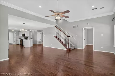 Living - 12012 Edgewater Rd, Fort Smith, AR 72903 photo 4 of 5