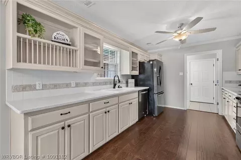 Kitchen - 12012 Edgewater Rd, Fort Smith, AR 72903 photo 3 of 3