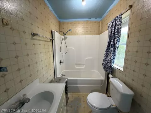 Bath - 1716 N J St, Fort Smith, AR 72901 photo 2 of 2