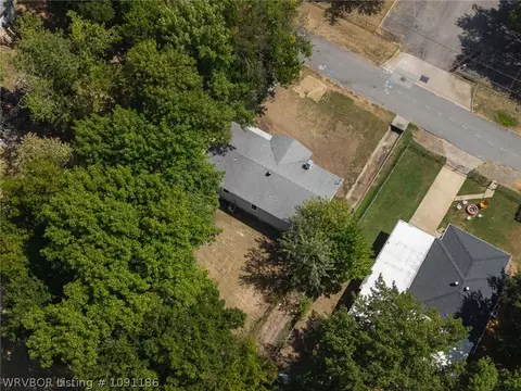 View/Area - 3220 S 16th St, Fort Smith, AR 72901 photo 3 of 3