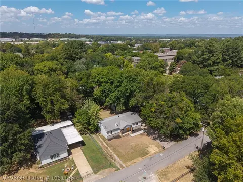 View/Area - 3220 S 16th St, Fort Smith, AR 72901 photo 2 of 3