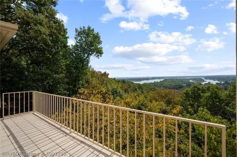 View/Area - 1913 Massard Rd, Fort Smith, AR 72903 photo 3 of 6