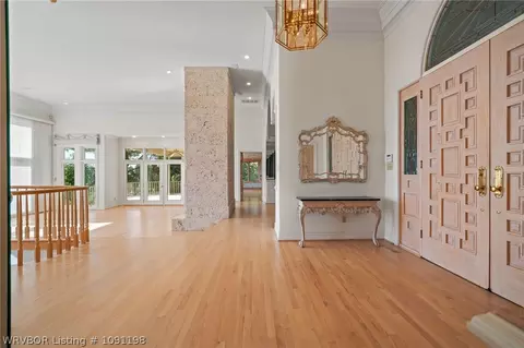 Entry Way - 1913 Massard Rd, Fort Smith, AR 72903 photo 3 of 6