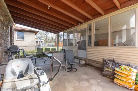 Exterior - 3215 S 18th St, Fort Smith, AR 72901 photo 4 of 12