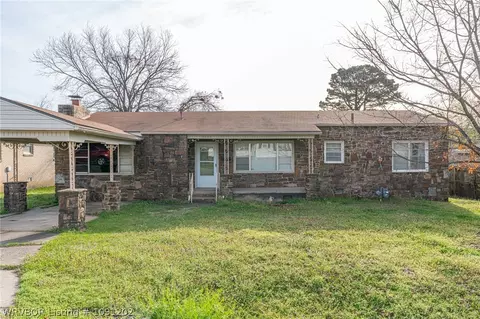 Exterior - 3215 S 18th St, Fort Smith, AR 72901 photo 9 of 12