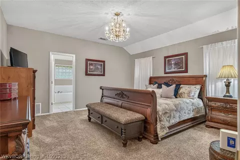 Bedroom - 7401 Red Pne, Fort Smith, AR 72916 photo 2 of 5