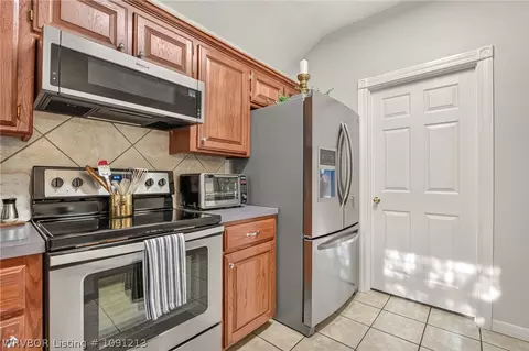 Kitchen - 7401 Red Pne, Fort Smith, AR 72916 photo 3 of 3
