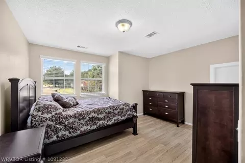 Bedroom - 9300 Bridgeford Cir, Fort Smith, AR 72908 photo 4 of 7