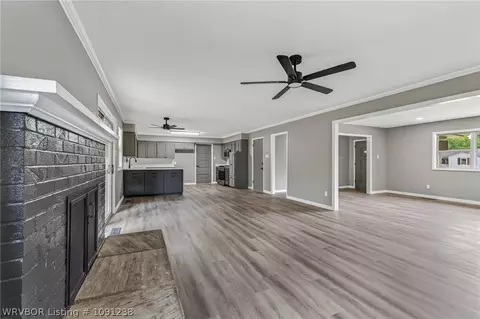 Living - 2816 S 33rd St, Fort Smith, AR 72903 photo 6 of 8