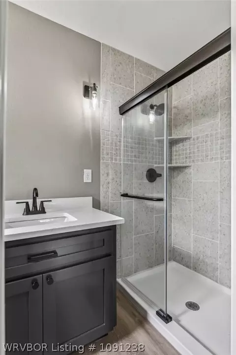 Bath - 2816 S 33rd St, Fort Smith, AR 72903 photo 4 of 5