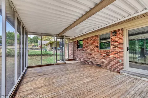 Exterior - 2816 S 33rd St, Fort Smith, AR 72903 photo 4 of 7