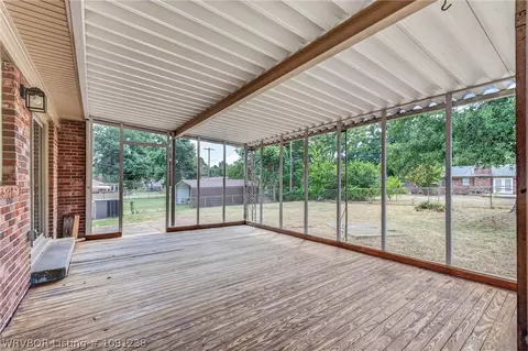 Exterior - 2816 S 33rd St, Fort Smith, AR 72903 photo 5 of 7