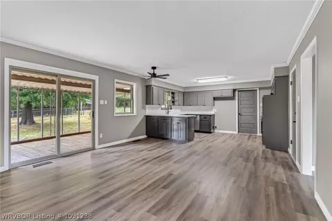 Living - 2816 S 33rd St, Fort Smith, AR 72903 photo 5 of 8