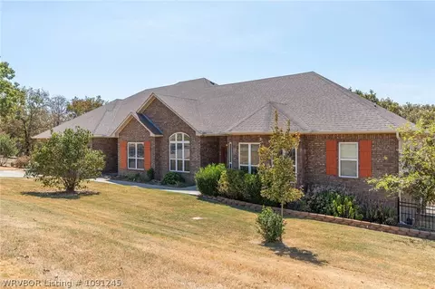 Exterior - 8535 Crestline Dr, Hackett, AR 72937 photo 3 of 9
