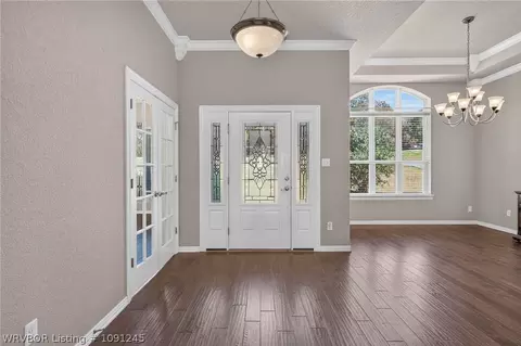 Entry Way - 8535 Crestline Dr, Hackett, AR 72937 photo 2 of 6