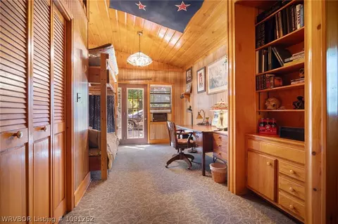 Entry Way - 18 Spruce St, Paris, AR 72855 photo 6 of 6
