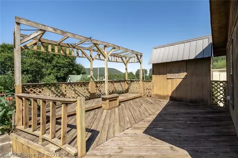 Exterior - 18 Spruce St, Paris, AR 72855 photo 12 of 15