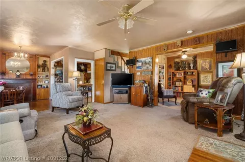 Living - 18 Spruce St, Paris, AR 72855 photo 1 of 1