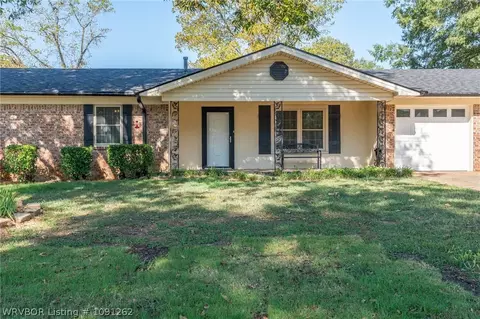 Exterior - 1003 4th Ter, Barling, AR 72923 photo 10 of 13
