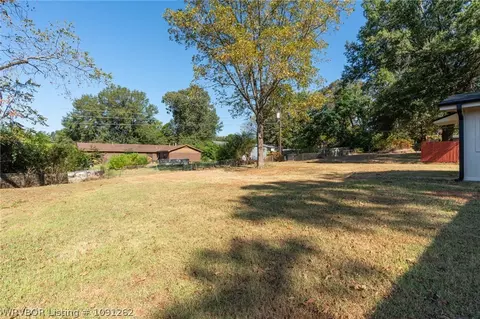Exterior - 1003 4th Ter, Barling, AR 72923 photo 2 of 13