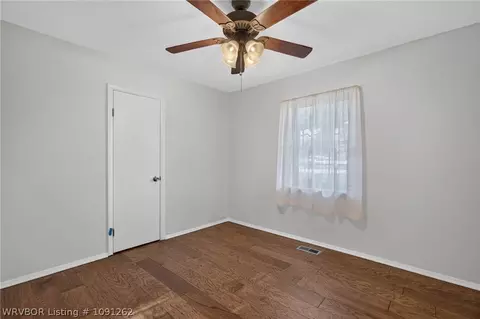 Bedroom - 1003 4th Ter, Barling, AR 72923 photo 4 of 7