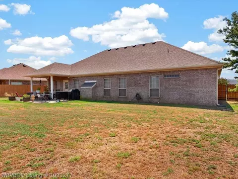 Exterior - 1607 Copper Ridge Dr, Fort Smith, AR 72916 photo 10 of 17