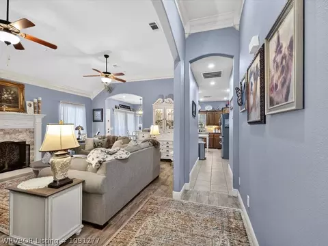 Entry Way - 1607 Copper Ridge Dr, Fort Smith, AR 72916 photo 3 of 5