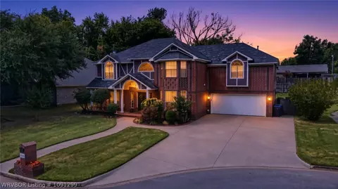 Exterior - 3008 S 106th Cir, Fort Smith, AR 72903 photo 2 of 4