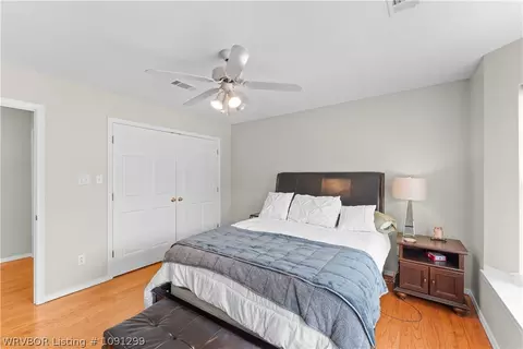 Bedroom - 3008 S 106th Cir, Fort Smith, AR 72903 photo 4 of 6