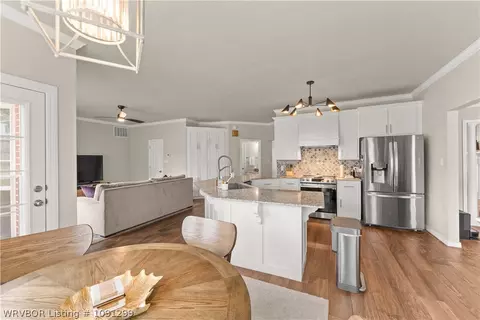 Kitchen - 3008 S 106th Cir, Fort Smith, AR 72903 photo 2 of 5
