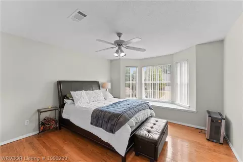 Bedroom - 3008 S 106th Cir, Fort Smith, AR 72903 photo 3 of 6
