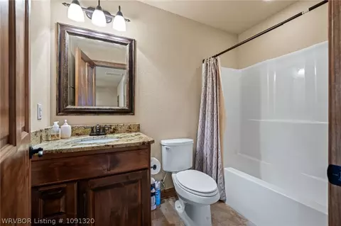 Bath - 8420 Reata St, Fort Smith, AR 72916 photo 4 of 4