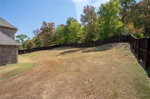 Exterior - 8420 Reata St, Fort Smith, AR 72916 photo 7 of 9