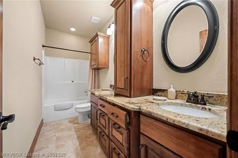 Bath - 8420 Reata St, Fort Smith, AR 72916 photo 3 of 4