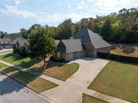 Exterior - 8420 Reata St, Fort Smith, AR 72916 photo 9 of 9