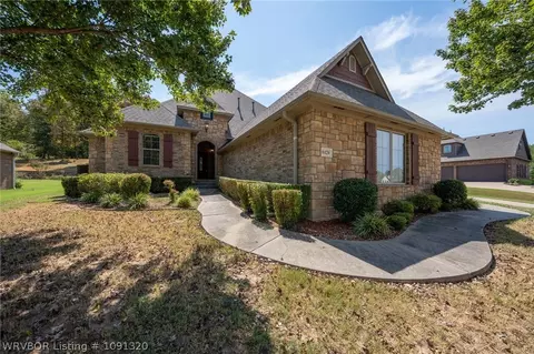 Exterior - 8420 Reata St, Fort Smith, AR 72916 photo 2 of 9