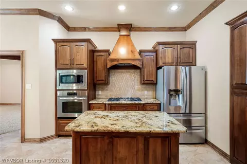 Kitchen - 8420 Reata St, Fort Smith, AR 72916 photo 2 of 2