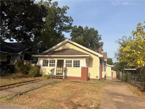 Exterior - 1510 Bluff Ave, Fort Smith, AR 72901 photo 5 of 13