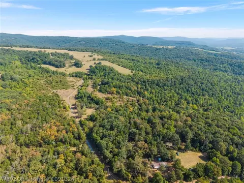11600 Overlook Trl, Mountainburg, AR 72946