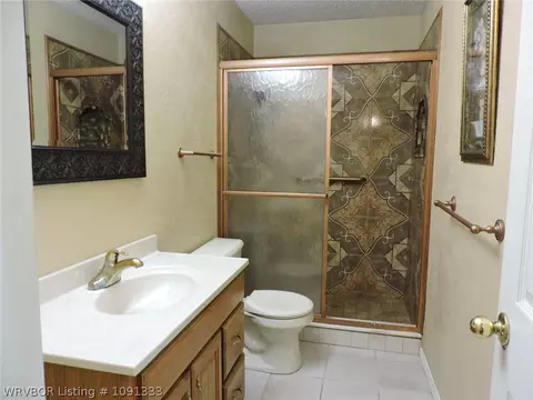 Bath - 3418 Londonderry Rd, Fort Smith, AR 72908 photo 4 of 5