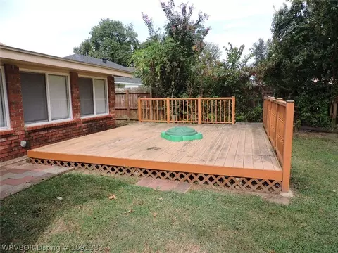 Exterior - 3418 Londonderry Rd, Fort Smith, AR 72908 photo 2 of 10