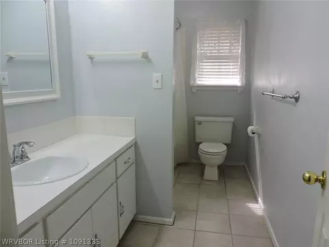 Bath - 3418 Londonderry Rd, Fort Smith, AR 72908 photo 1 of 5