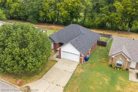 View/Area - 623 Chateau Dr, Fort Smith, AR 72908 photo 1 of 8