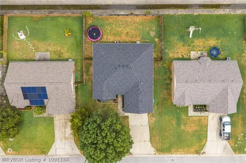 View/Area - 623 Chateau Dr, Fort Smith, AR 72908 photo 2 of 8