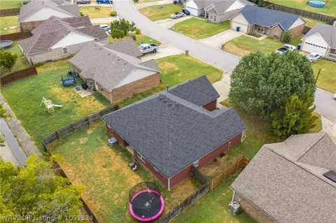 View/Area - 623 Chateau Dr, Fort Smith, AR 72908 photo 5 of 8