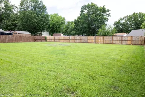 Exterior - 10811 Old Harbor Rd, Fort Smith, AR 72903 photo 7 of 9