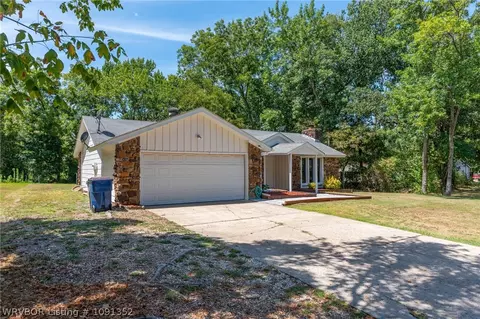 Exterior - 529 N 46th St, Fort Smith, AR 72903 photo 2 of 13