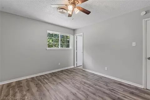 Bedroom - 529 N 46th St, Fort Smith, AR 72903 photo 5 of 6