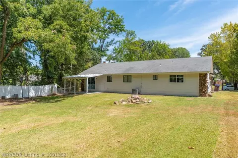 Exterior - 529 N 46th St, Fort Smith, AR 72903 photo 8 of 13
