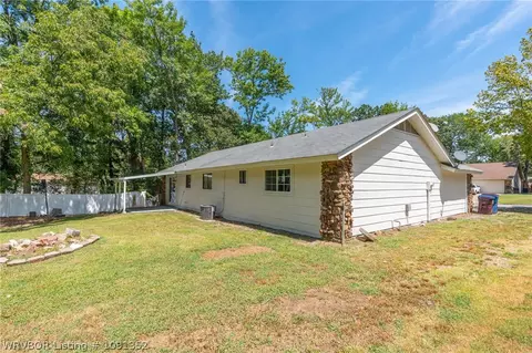 Exterior - 529 N 46th St, Fort Smith, AR 72903 photo 9 of 13